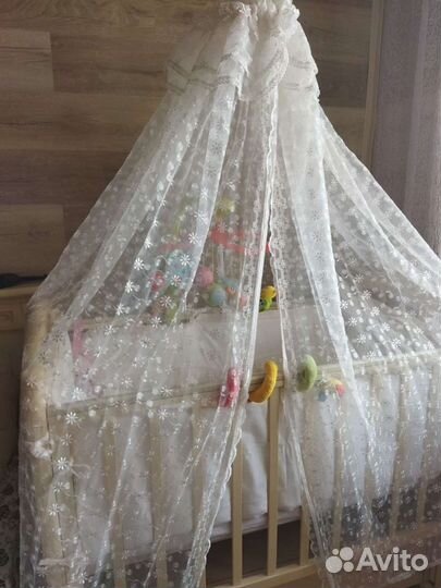 Бортики и балдахин в кроватку