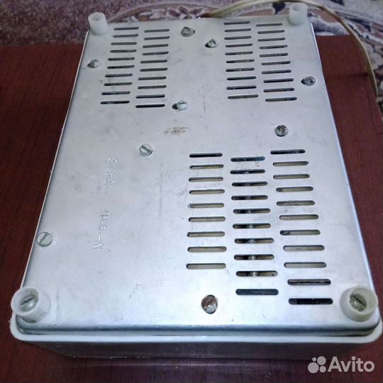Стабилизатор напряжения