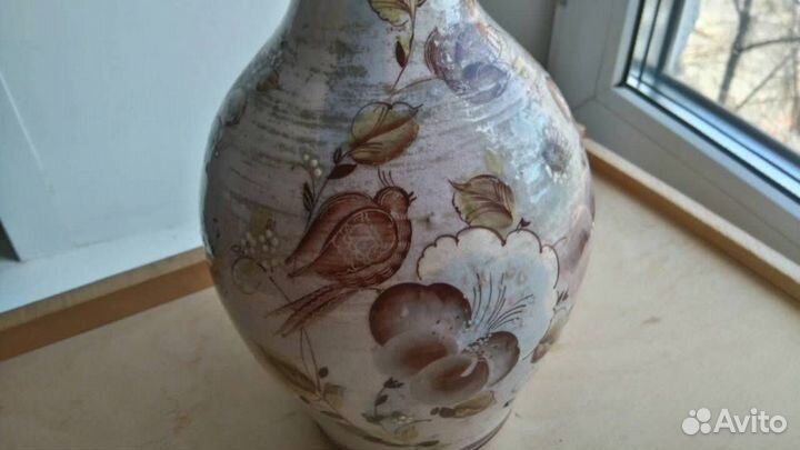 Керамическая ваза старенькая