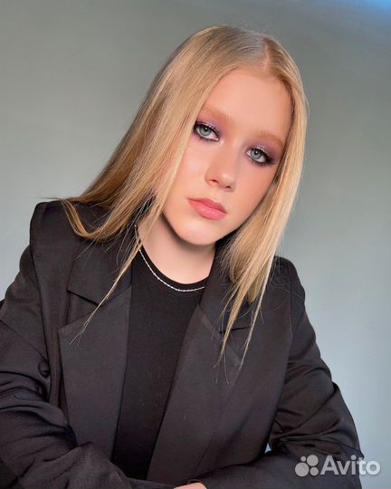 Макияж и локоны и ресницы