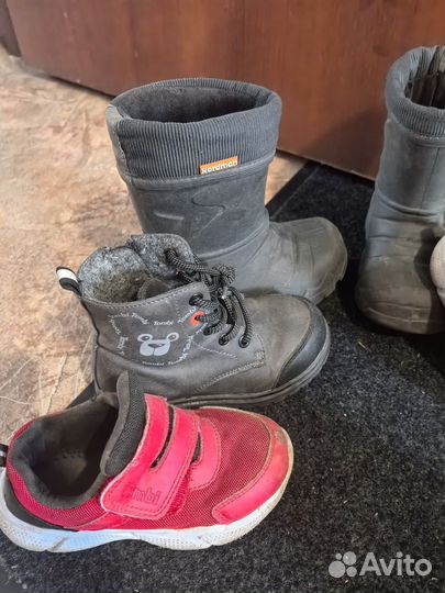 Пакетом обувь