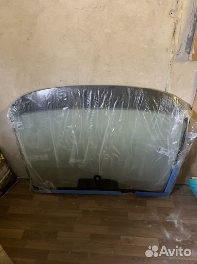 Лобовое стекло Skoda Octavia A7