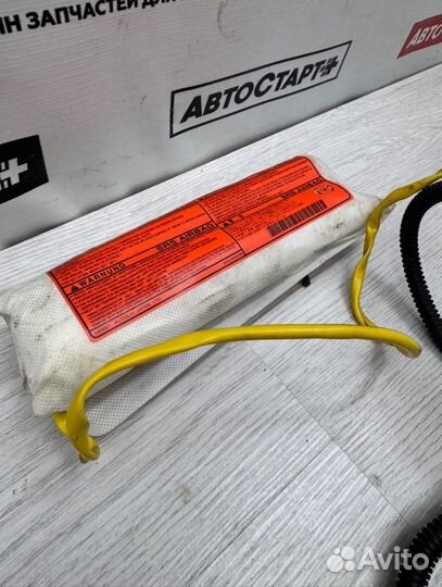 Подушка безопасности в сиденье Mazda 3 BK Z6 2008