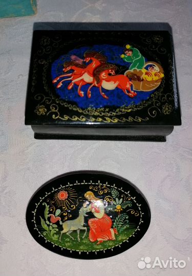Серьги, брошь СССР, шкатулка