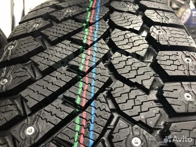 Gislaved Nord Frost 200 SUV 215/60 R17