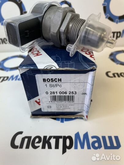 Датчик давления топлива в рампе 0281006253