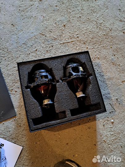 Линзы на Рено Меган заводские