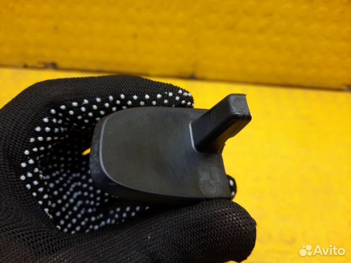 Накладка ручки двери задняя левая Mercedes-Benz