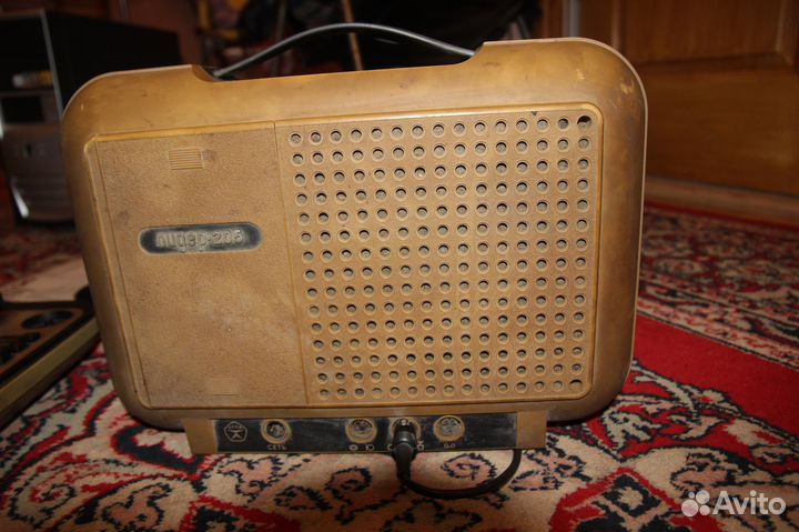 Электрофон лидер -205