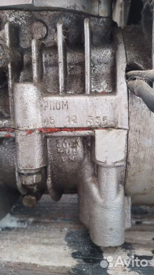 Двигатель от снегохода икар