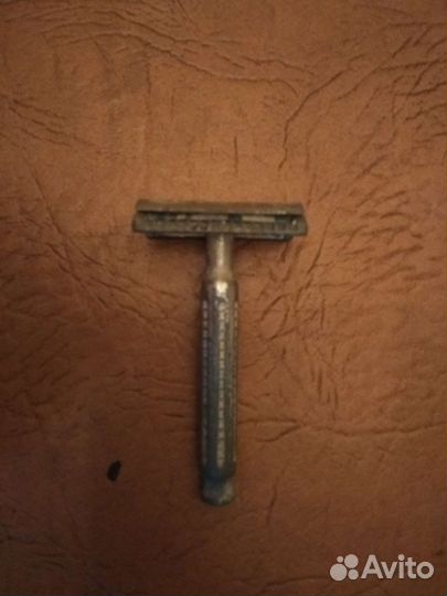 Станок для бритья СССР железном корпусе