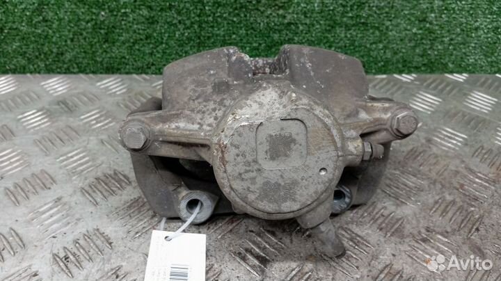 Суппорт Mercedes-Benz E-Class Левый Передний