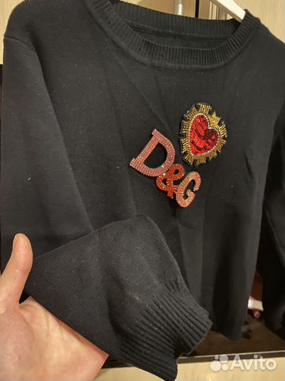 Свитер женский