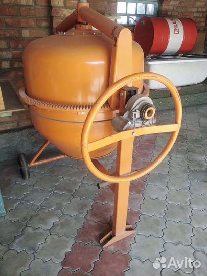 Бетономешалка