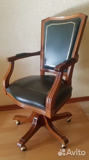 Испанское кожанное кресло Arte Mobilia (кресло рук