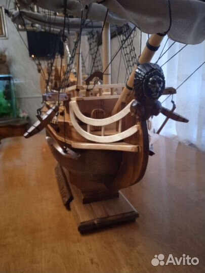 Модель корабля