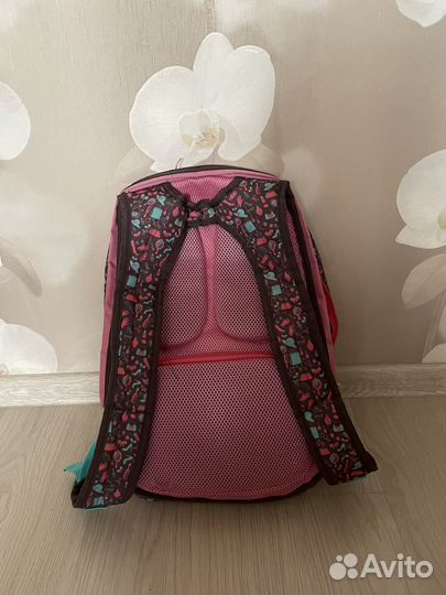 Школьный рюкзак