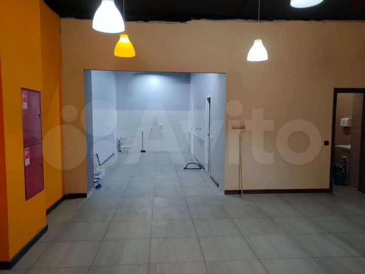 Торговая площадь, 70 м²