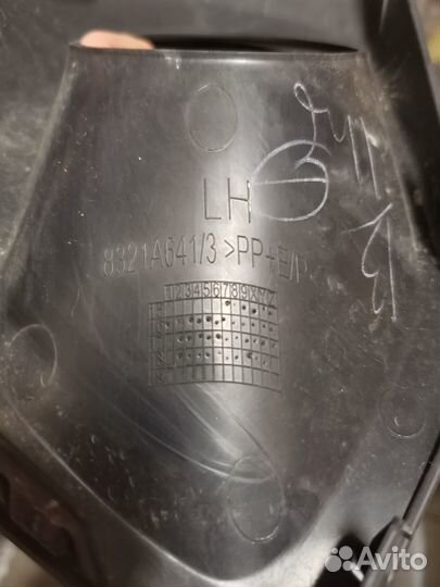 Mitsubishi Pajero Sport 3 накладка противотуманки