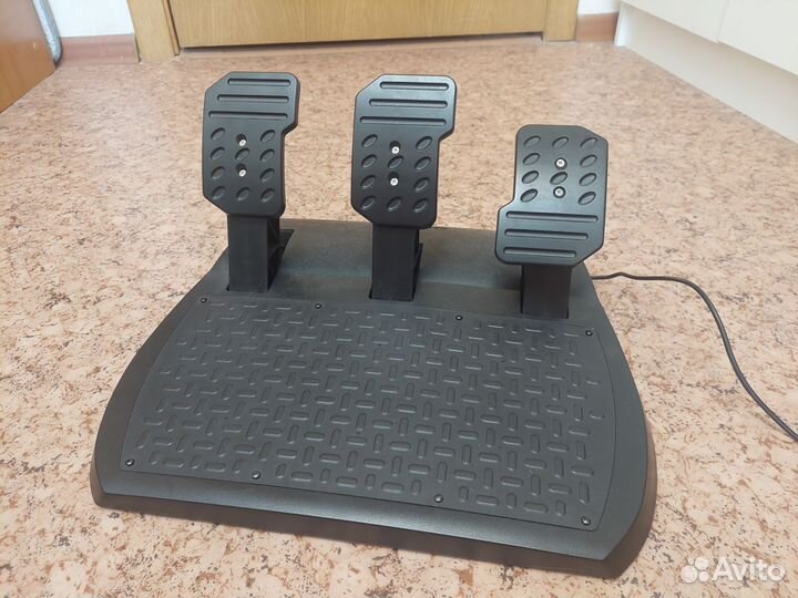 Thrustmaster force feedback clatch