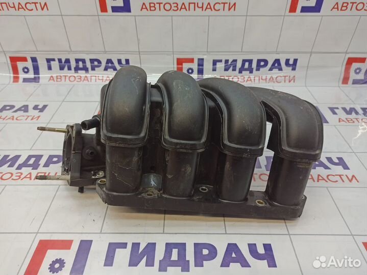 Коллектор впускной Toyota Avensis (T250) 17120-22030