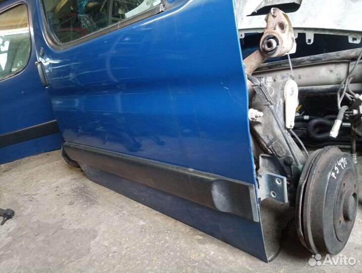 Дверь передняя правая peugeot partner citroen berl