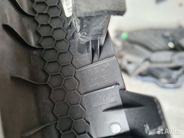 Накладка порога передняя левая Geely Coolray SX11