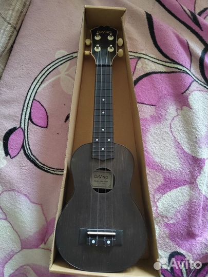 Укулеле новый
