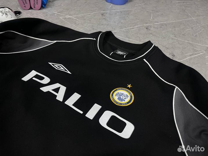 Свитшот Palace x Umbro