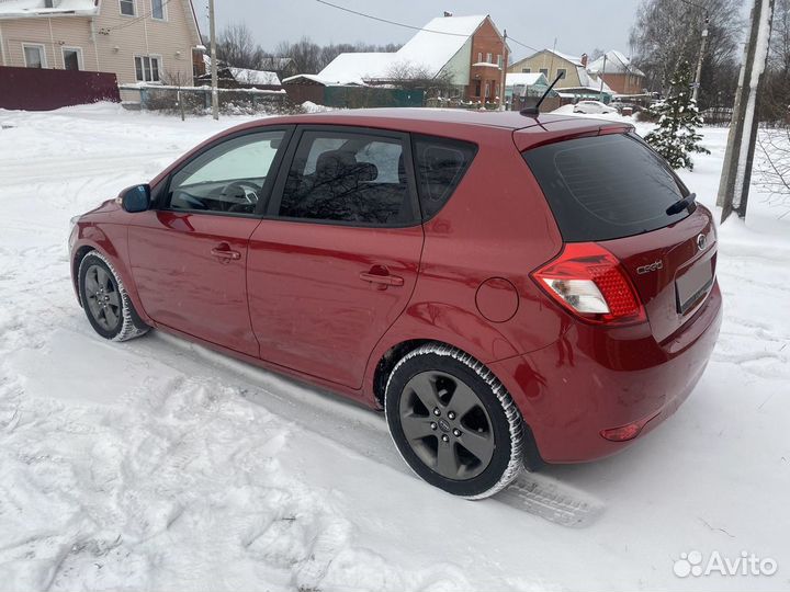 Kia Ceed 1.6 AT, 2011, 249 000 км