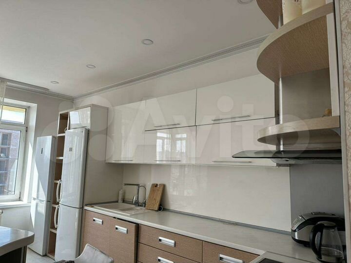 3-к. квартира, 116,5 м², 8/9 эт.