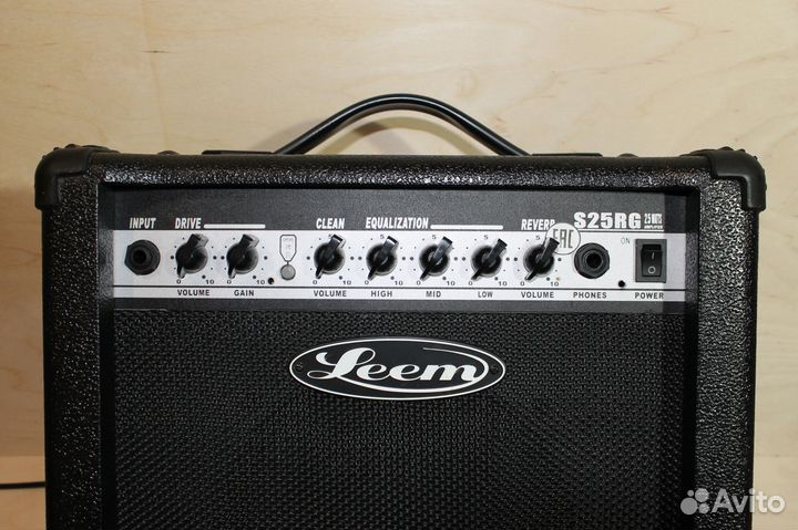 Гитарный комбоусилитель Leem S25RG комбик