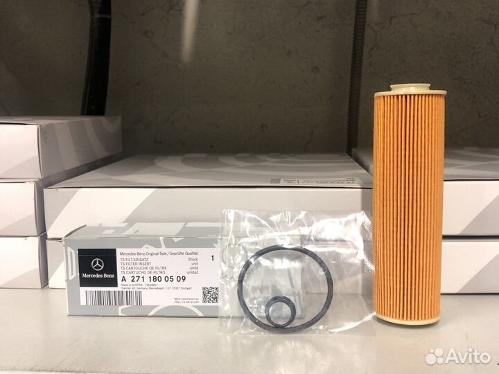 Масляный фильтр Mercedes-Benz A2711800509