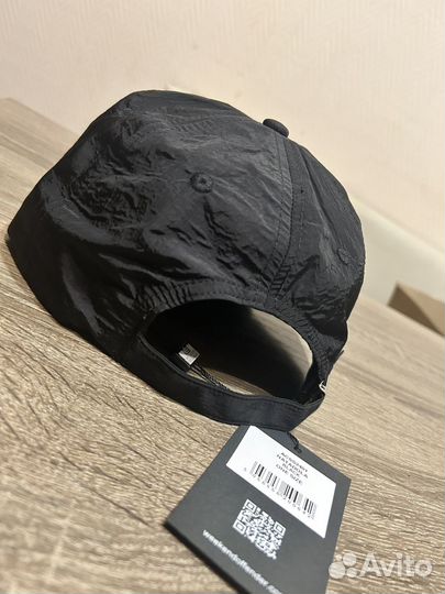 Кепка weekend offender