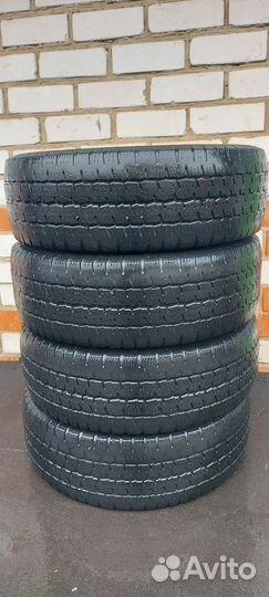 Continental VancoFourSeason 2 215/65 R16C