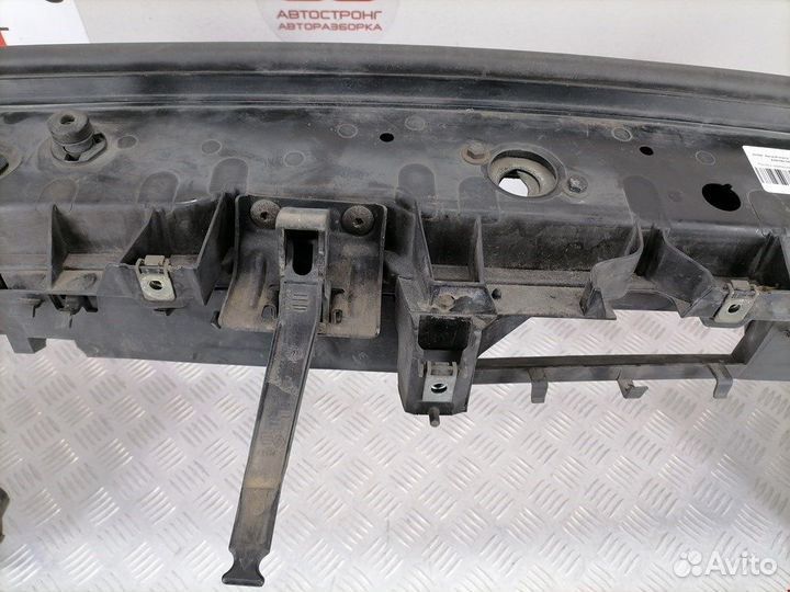 Панель передняя (телевизор) для Renault Scenic 2