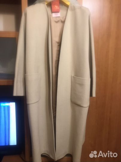 Пальто демисезонное