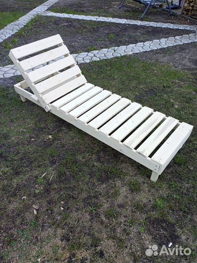 Шезлонг