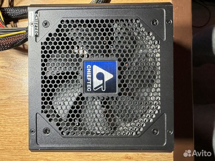 Блок питания Chieftec force 750W CPS-750S