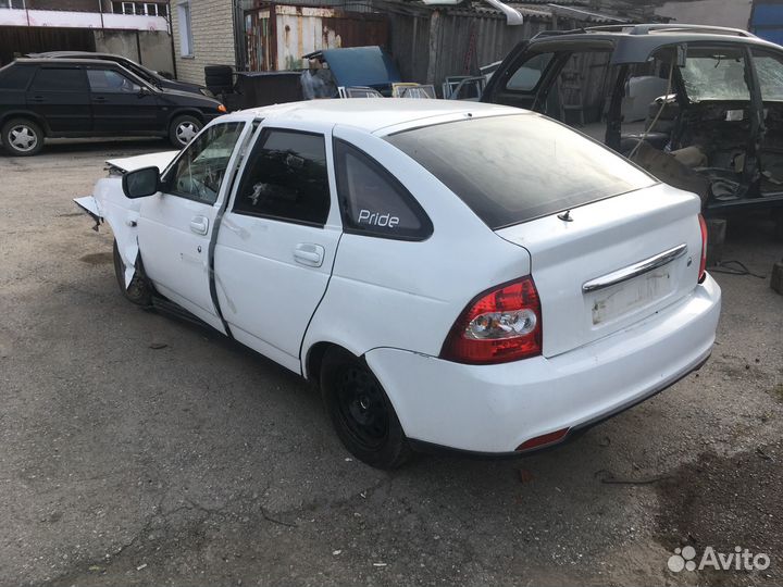 Лада Приора разбор по запчастям