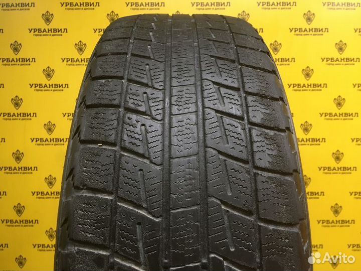 Bridgestone Blizzak Revo1 215/60 R17 96Q