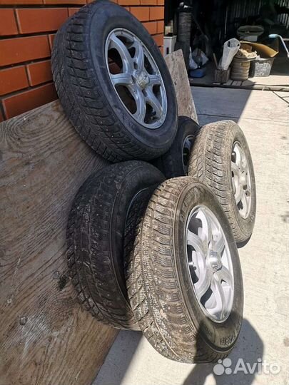 Kumho Power Grip 749P 175/70 R13