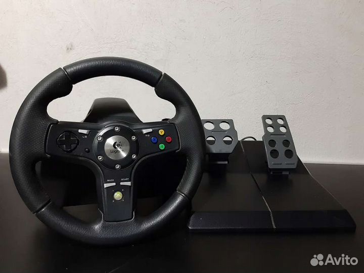 Руль для xbox 360 Logitech drivefx