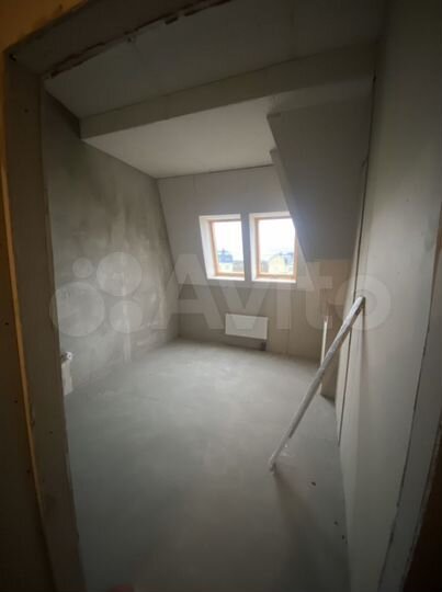 2-к. квартира, 57 м², 5/5 эт.