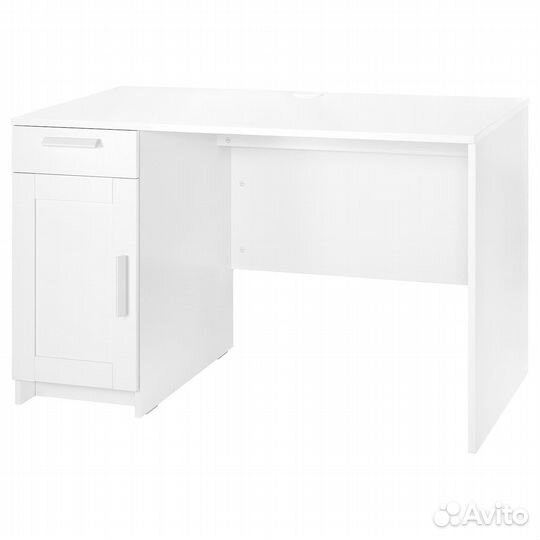 Письменный стол IKEA