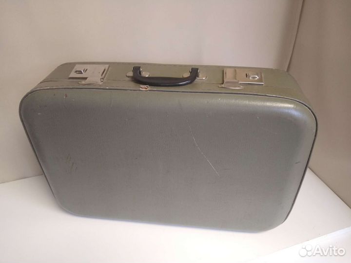 Чемодан винтажный