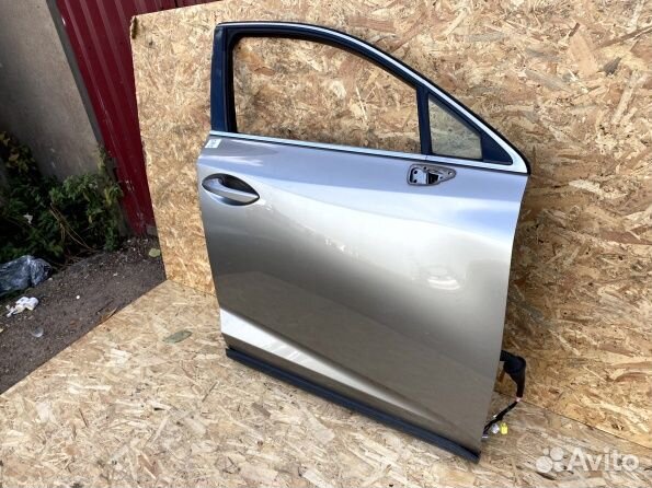 Дверь передняя правая Lexus NX