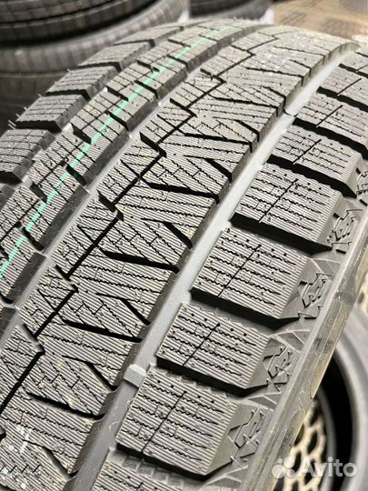 Kapsen SnowShoes AW33 315/35 R20 121H