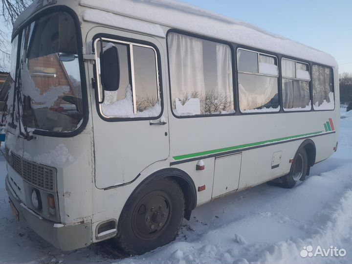 Автобус паз по запчастям