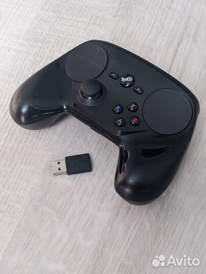 Геймпад Steam Controller